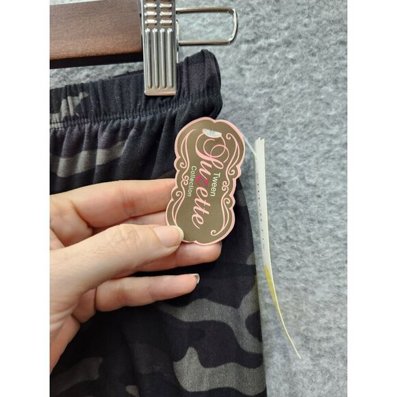 Suzette Collection Youth Nicola Camo Leggings XL Stretchy & Comfortable - Picture 2 of 5